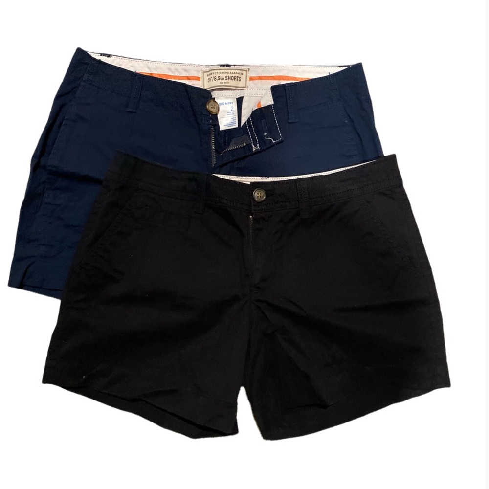 Lot of 2 Pairs of EUC OLD NAVY SHORTS SIZE 2